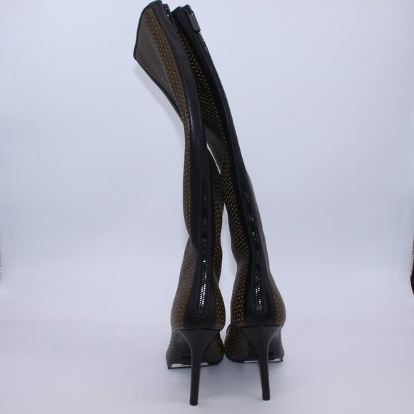 Michael Kors Perforated Leather Abigail Runway Boots Brown/Black Size 40 New - Picture 11 of 13